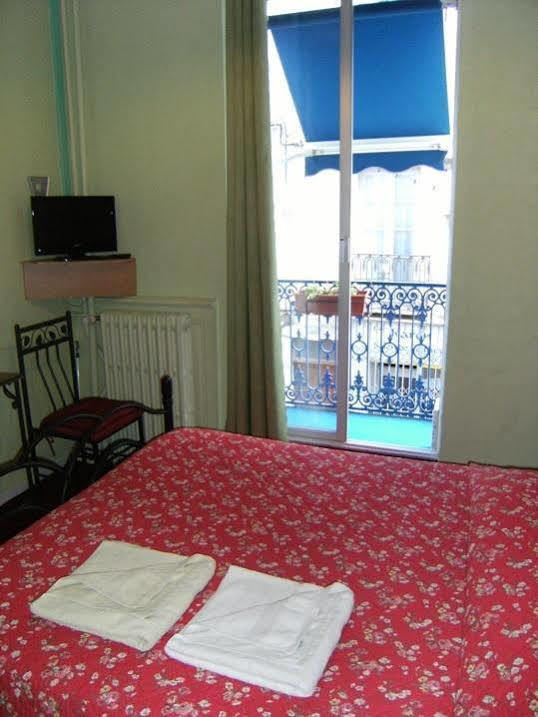 Hotel Confort Безье Экстерьер фото